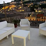 Casa Mavi Limite Delle Due Matrici *