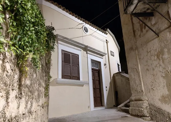 Casa Mavi Limite Delle Due Matrici Prázdninový dům